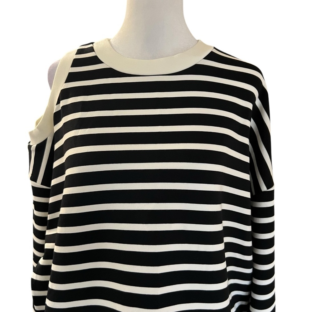 Spanx AirEssentials Cold shoulder Top Sz M - Picture 5 of 8